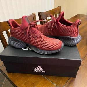 Men’s Maroon Adidas Size 9 men/Size 10 women